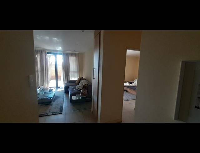 2 BEDROOM APARTMENT FOR SALE IN ROOIHUISKRAAL NORTH